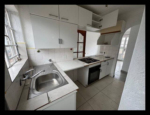 2 BEDROOM CLUSTER FOR SALE IN ESTHER PARK